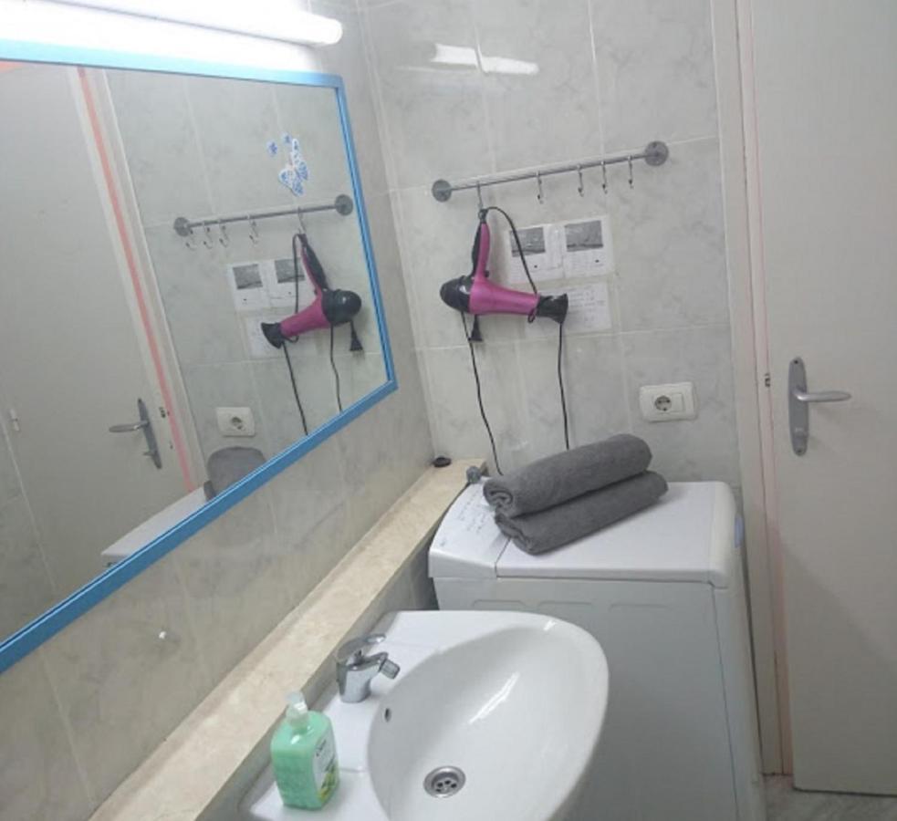 Beach And Pool In Playa De Las Americas Apartment Exterior photo