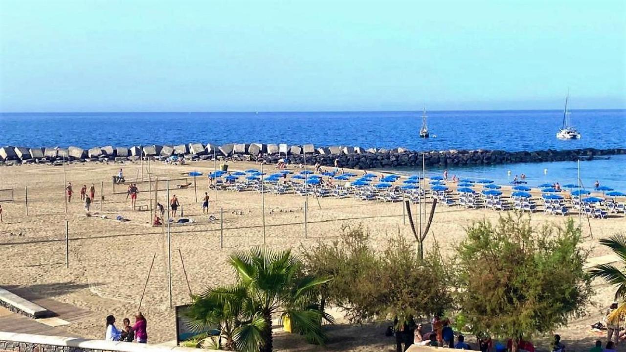 Beach And Pool In Playa De Las Americas Apartment Exterior photo